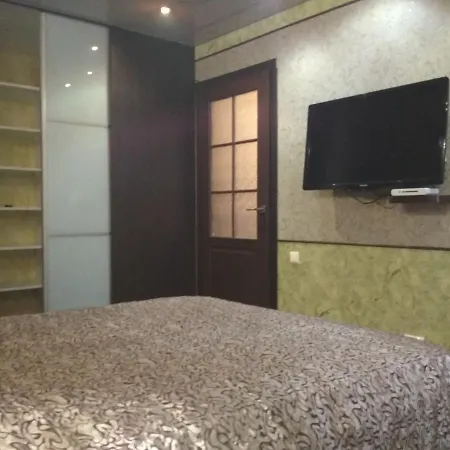 Two-bedroom On Matusievica Apartament Mińsk